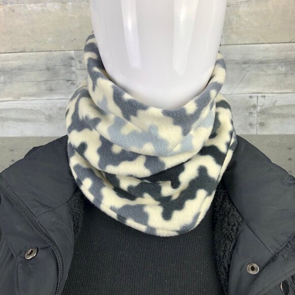 Chevron Fleece Neck Gaiter: Gray Ombre Neck Warmer - Picture 2 of 9